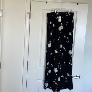 Banana Repulic, Black Floral, Wide Leg Pants, Size 12 Long